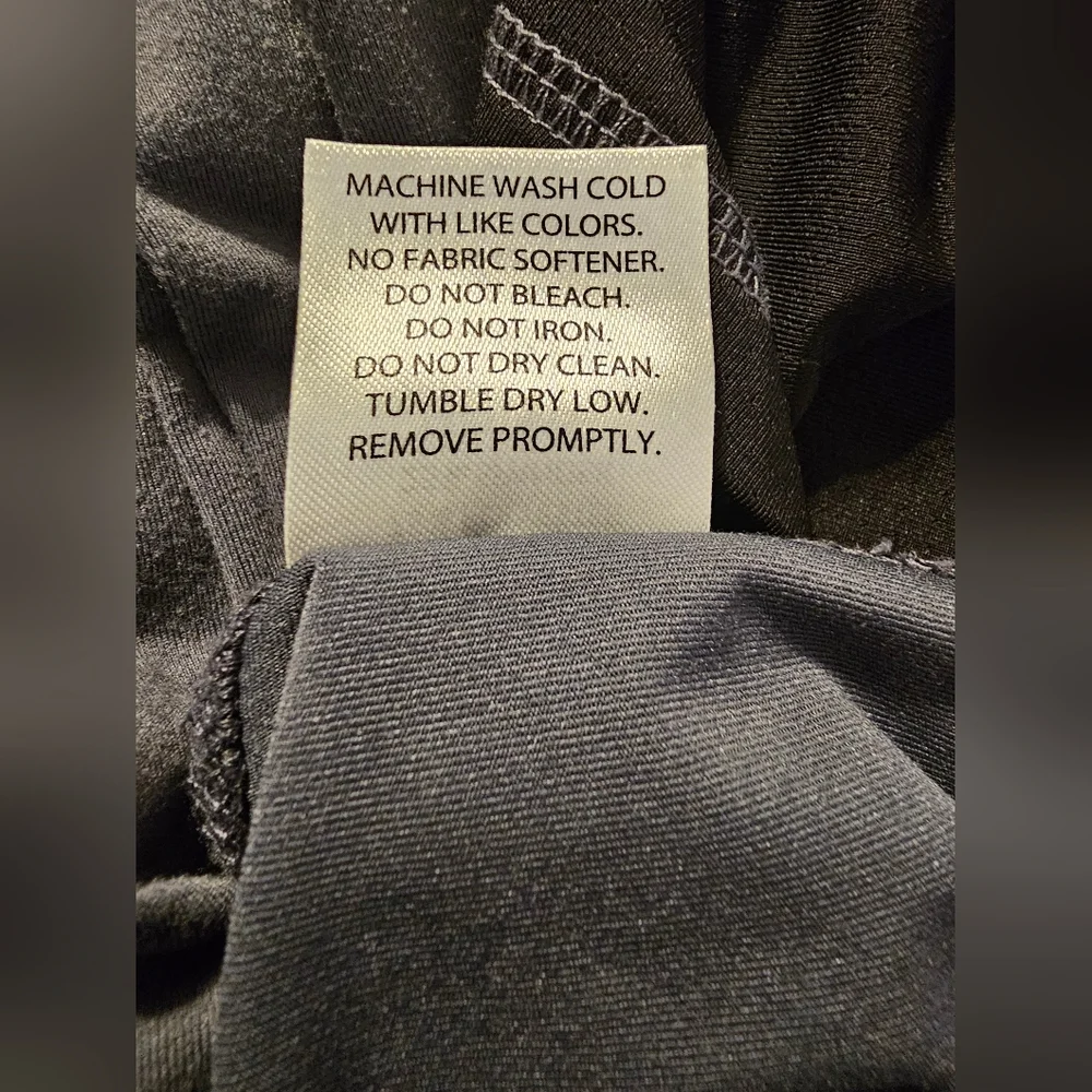 Balance Collection Men's Gray and Black Lightweight Jacket